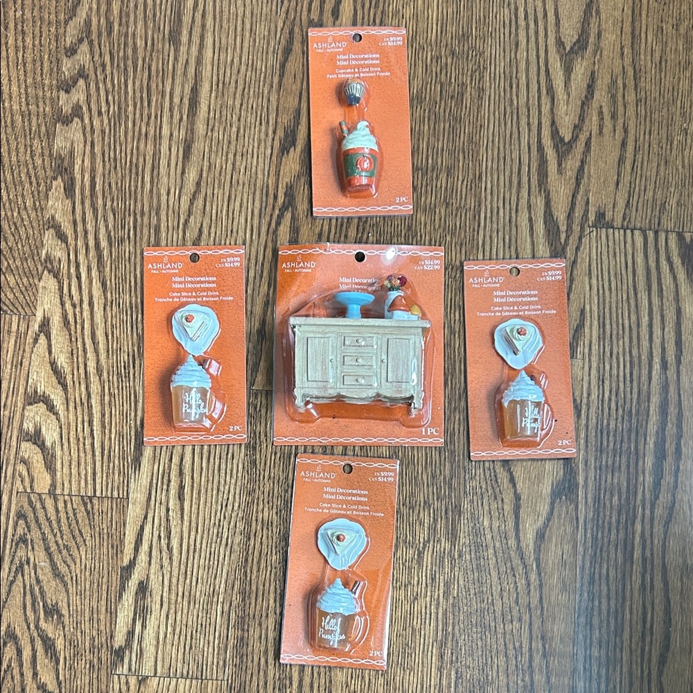 NWT Ashland Fall Mini Decorations